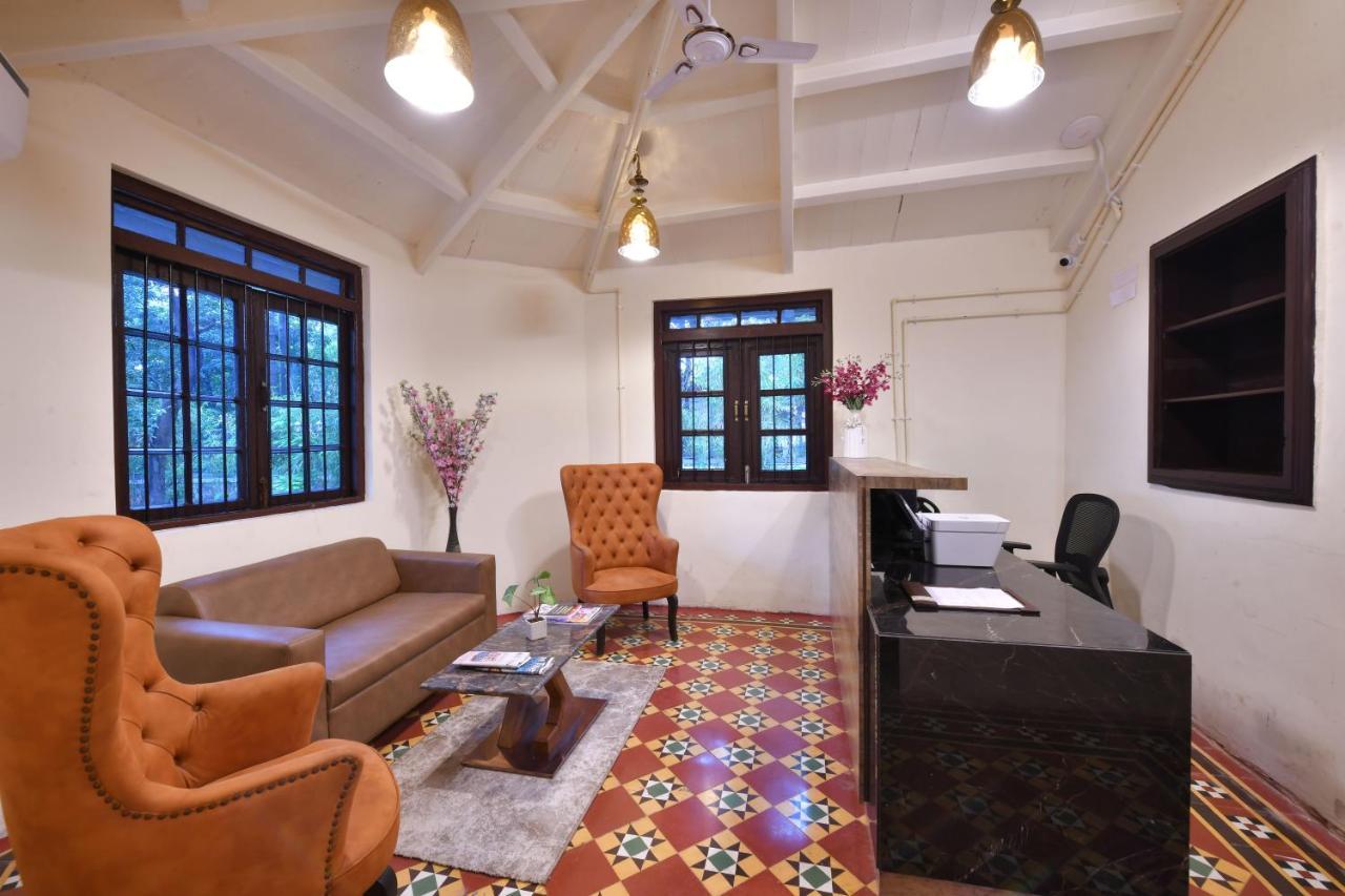 Arova Woods Zinc Journey By The Fern, Lonavala酒店 外观 照片