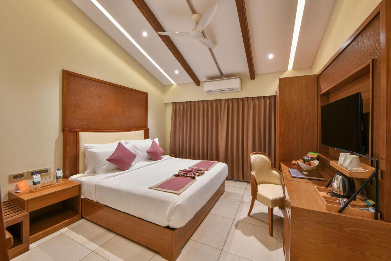 Arova Woods Zinc Journey By The Fern, Lonavala酒店 外观 照片